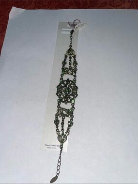 Edwardian bracelet, green crystal